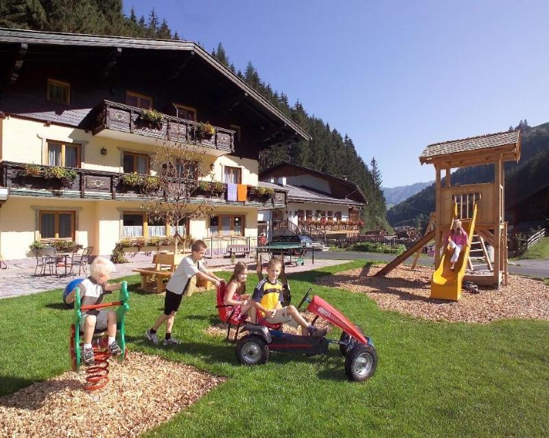 Feriendorf Holzlebn Grossarl Zewnętrze zdjęcie